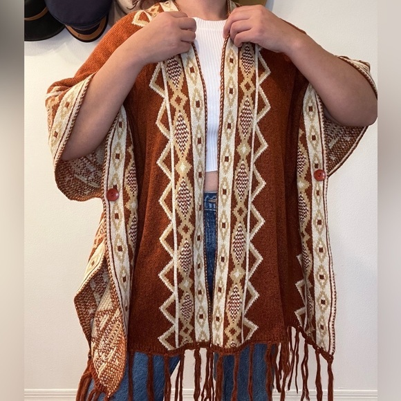 orange creek Sweaters - NWOT! Orange Creek Poncho